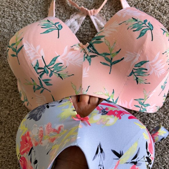 Cacique 42DD Floral T-Shirt & Plunge Bras Set Of 2 - Picture 9 of 10